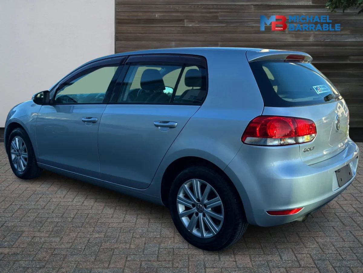 Volkswagen Golf 1.2L Petrol Automatic TSI - Image 4