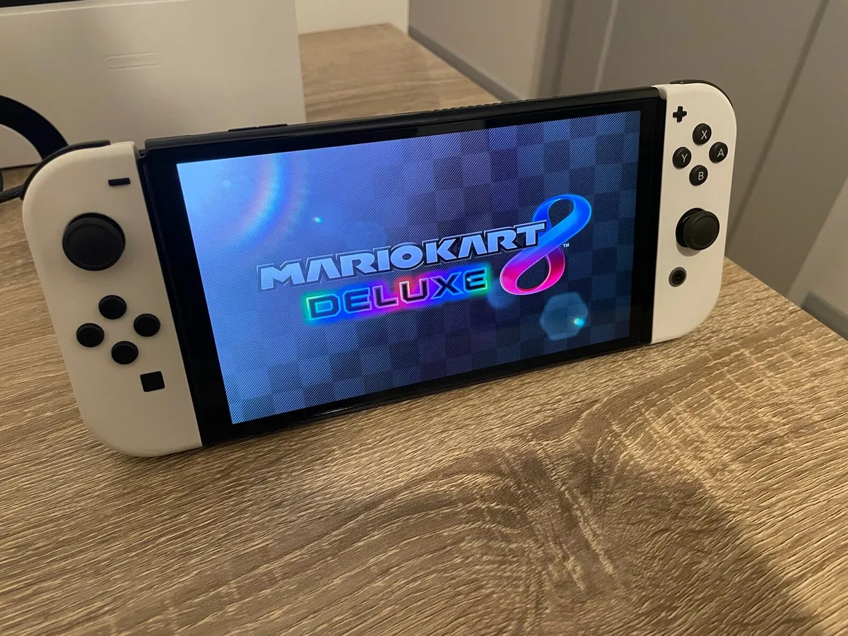 Nintendo Switch OLED - like new condition - Image 2