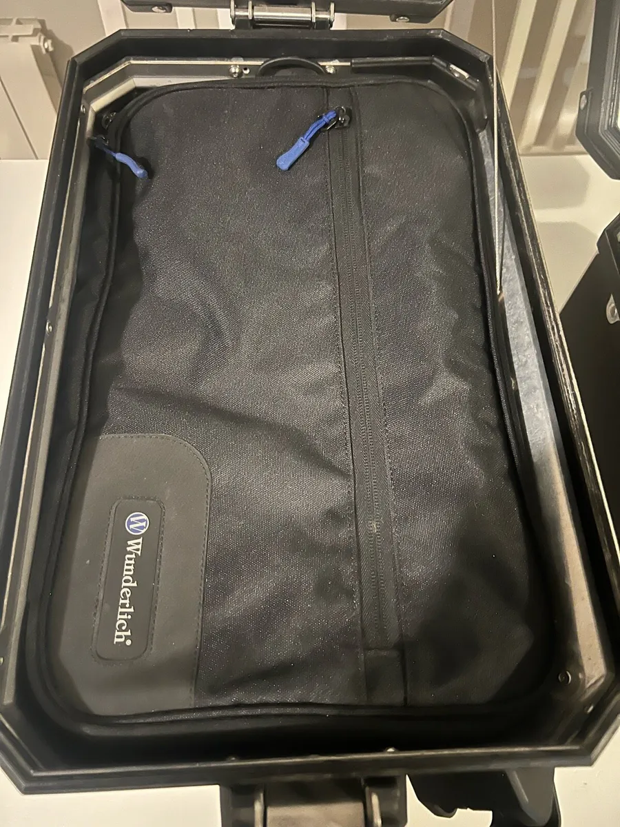 BMW Panniers - Image 3