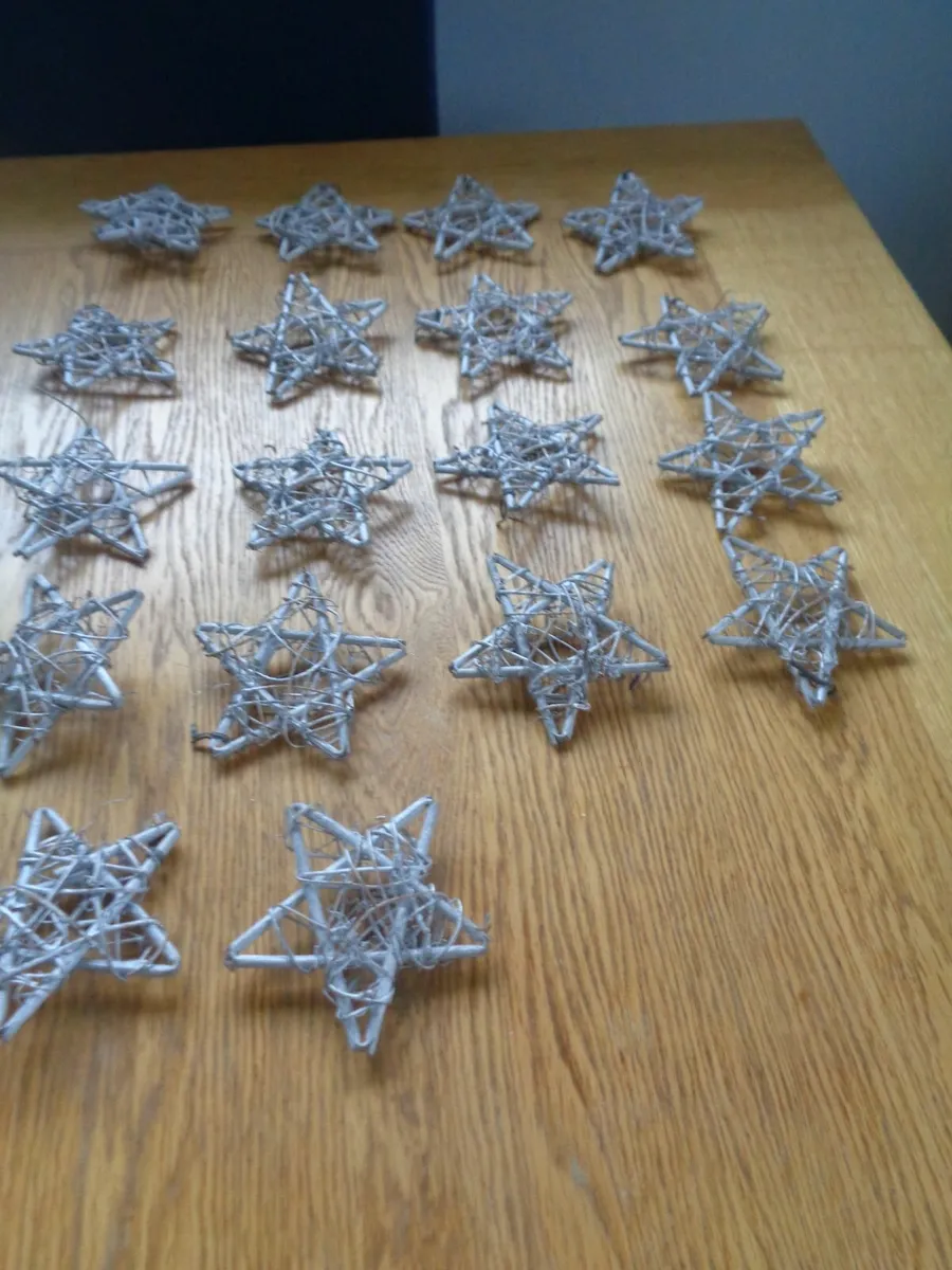 Silver Wooden Stars x 18 for Sale - Image 2