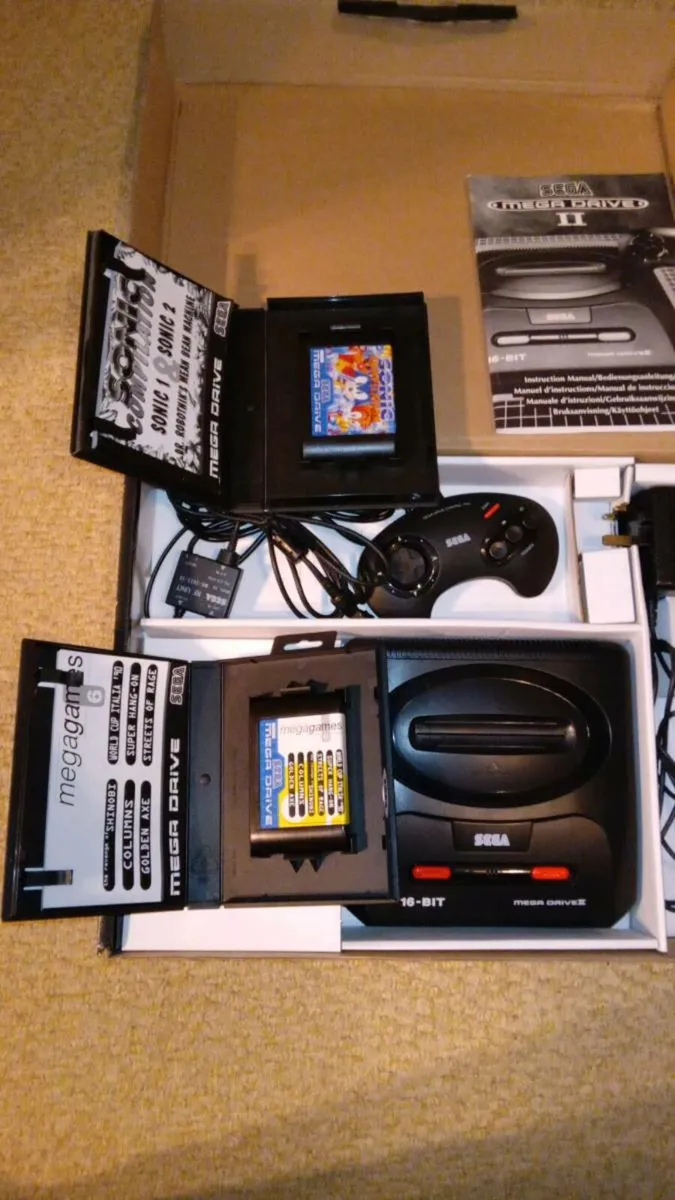 Sega Mega Drive II - Image 3