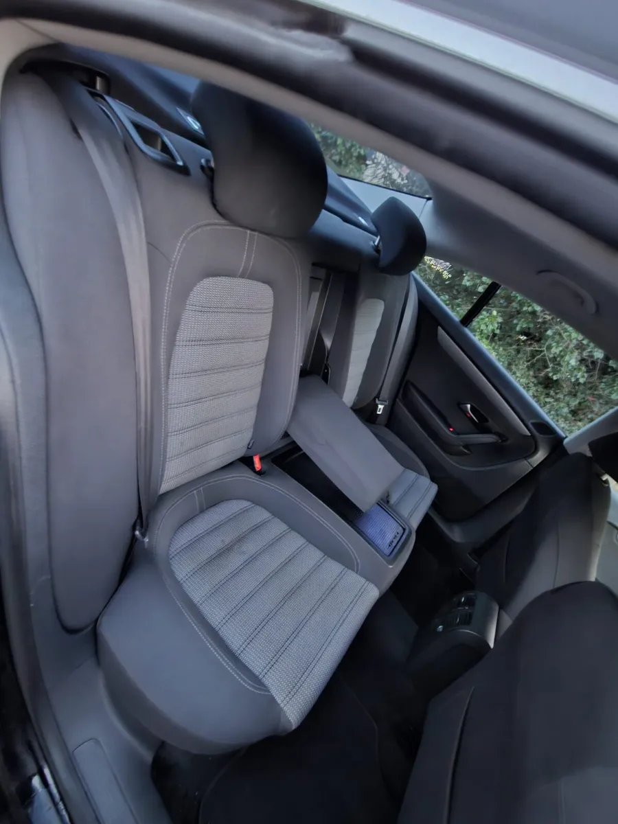 Volkswagen Passat 2010 diesel €2999 no offers - Image 3