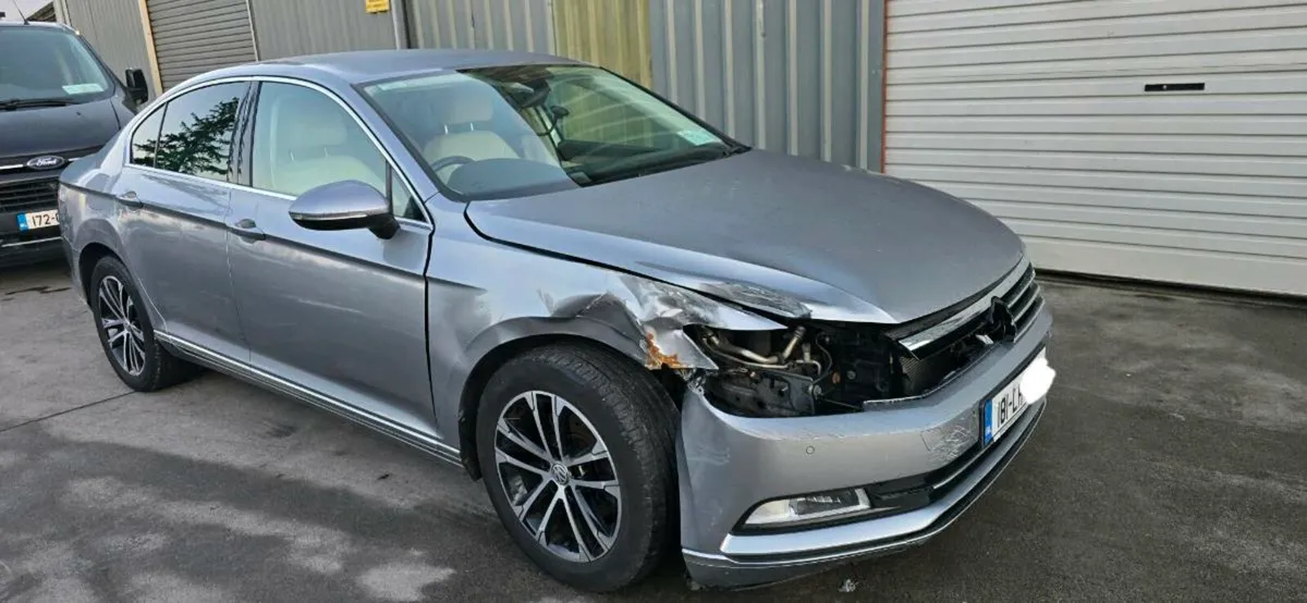 181 VW PASSAT AUTO - Image 3