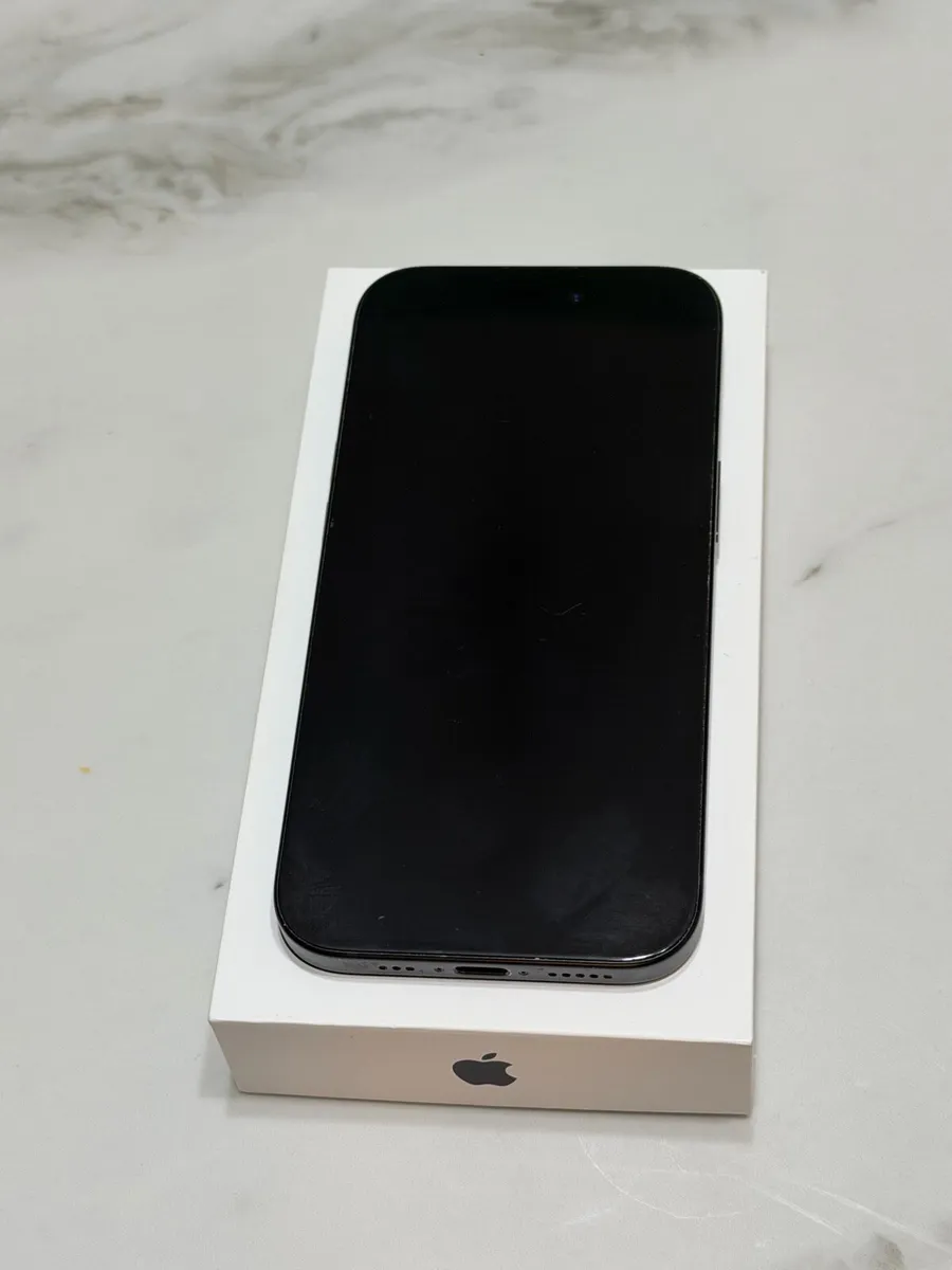 IPhone 15 - Black 128GB - Image 2