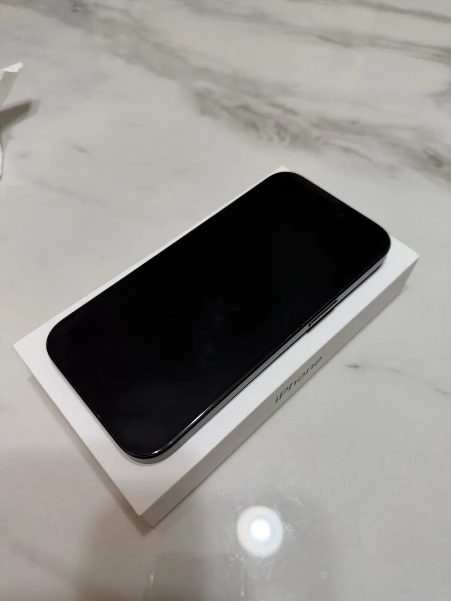 IPhone 15 - Black 128GB - Image 4