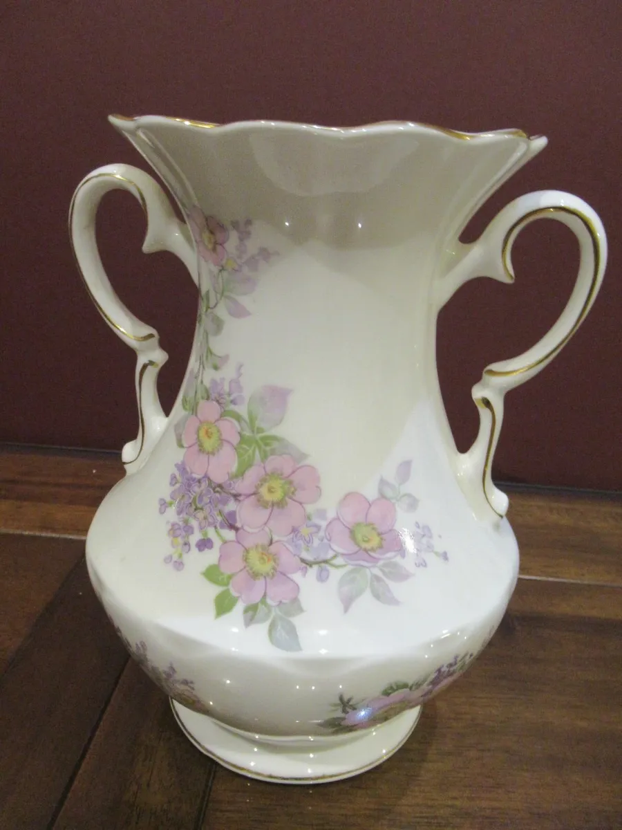 antique vintage ROSE VASE cottage pub gift dresser - Image 2