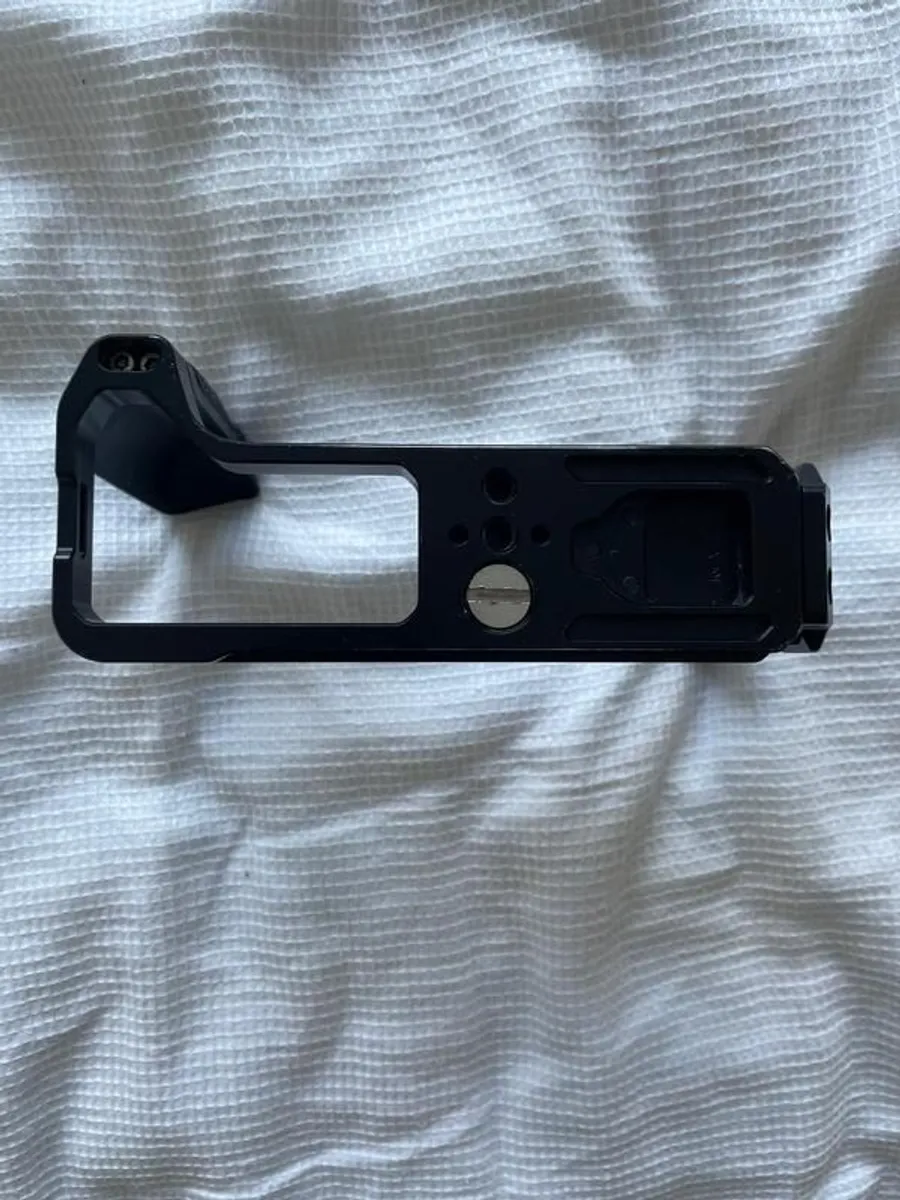 SmallRig L Bracket for FUJIFILM X-T4 Camera - Image 2