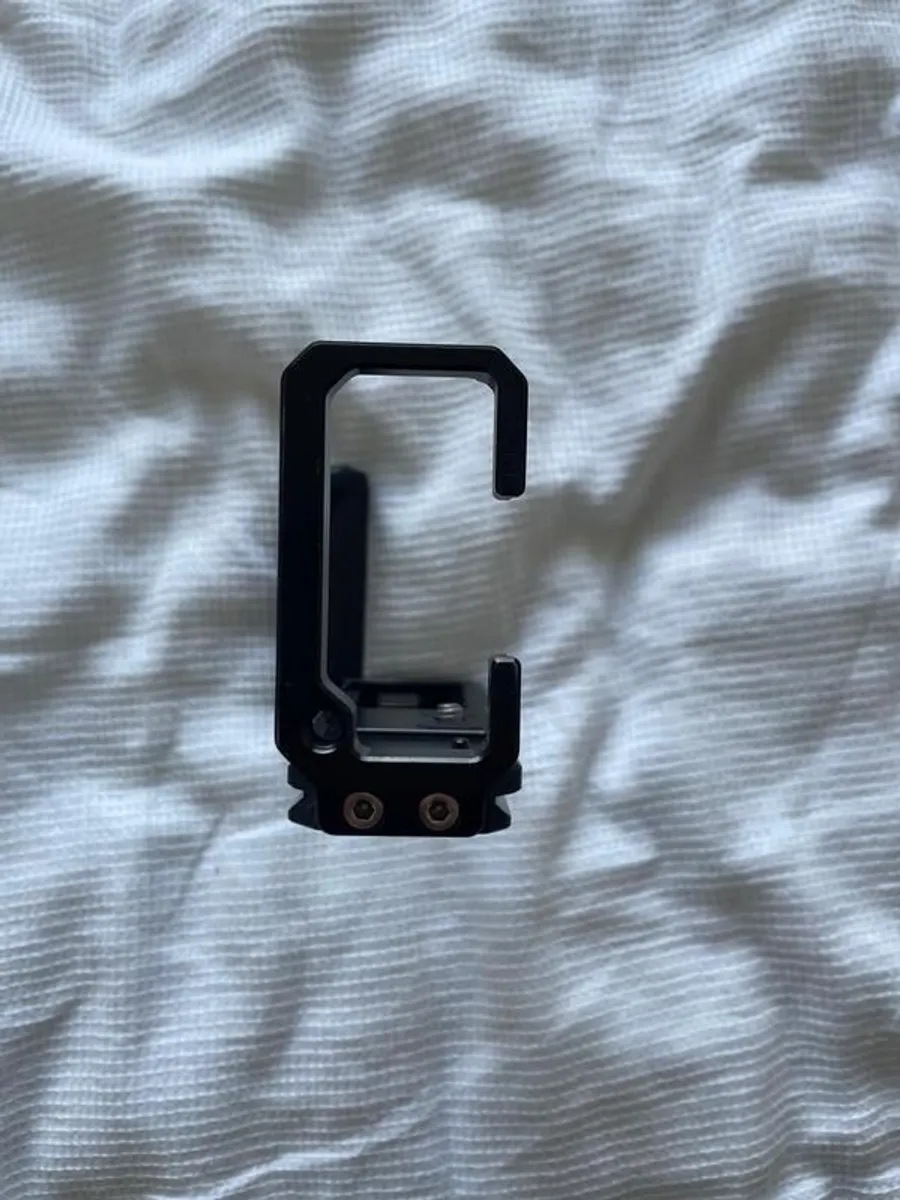 SmallRig L Bracket for FUJIFILM X-T4 Camera - Image 3