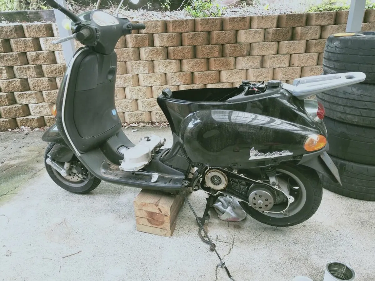 Wanted Vespa ET/LX parts