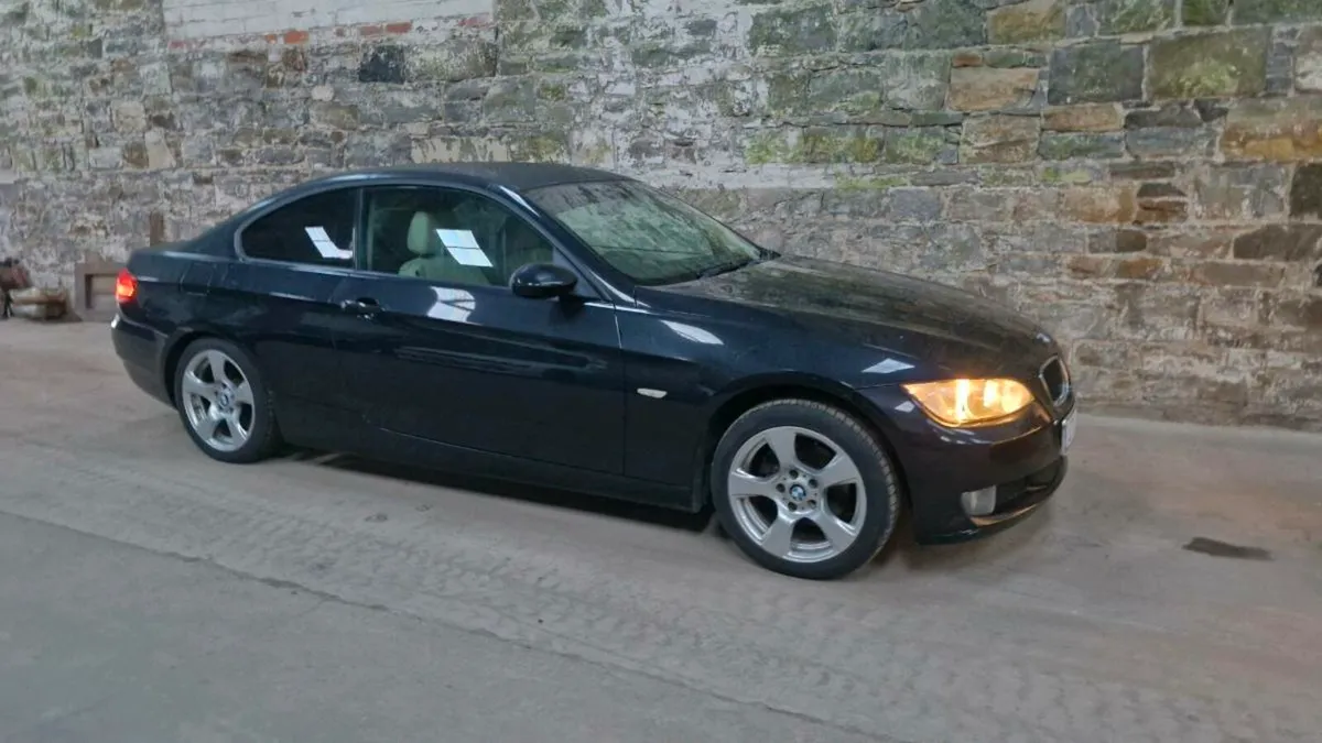 Bmw 320i coup - Image 1