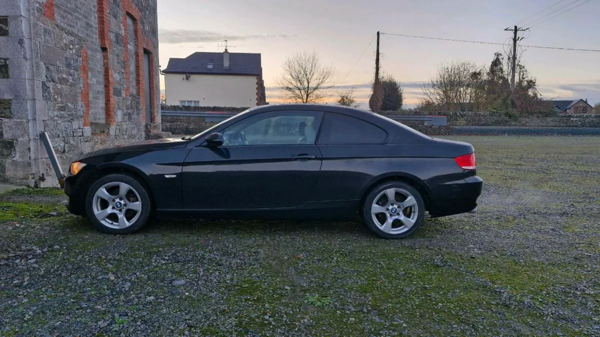 Bmw 320i coup - Image 3