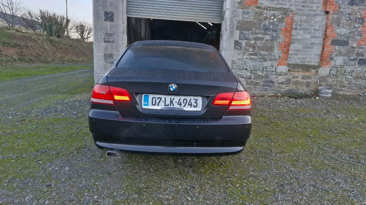 Bmw 320i coup - Image 4