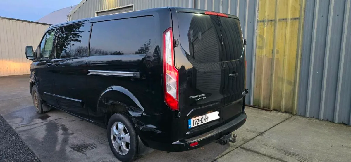 172 FORD TRANSIT CUSTOM CREWCAB - Image 2