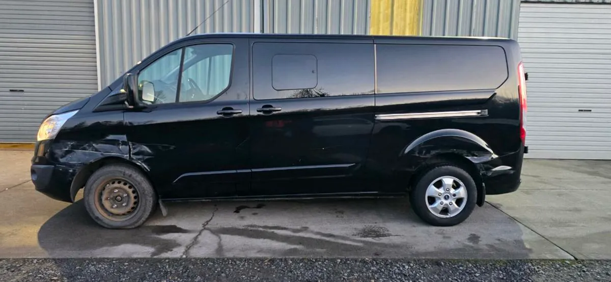172 FORD TRANSIT CUSTOM CREWCAB - Image 3