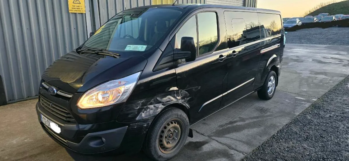 172 FORD TRANSIT CUSTOM CREWCAB - Image 4