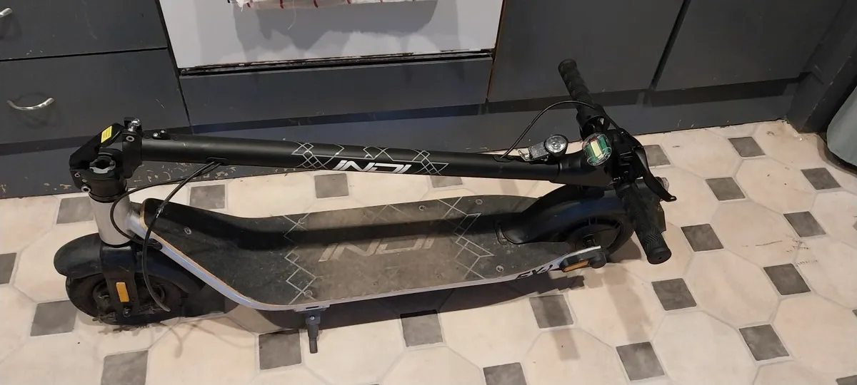 Electric Scooter - Image 3