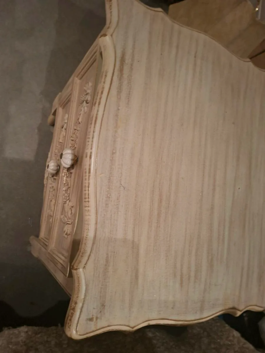 Quality Heavy Ninty Brownes Side Table - Image 2