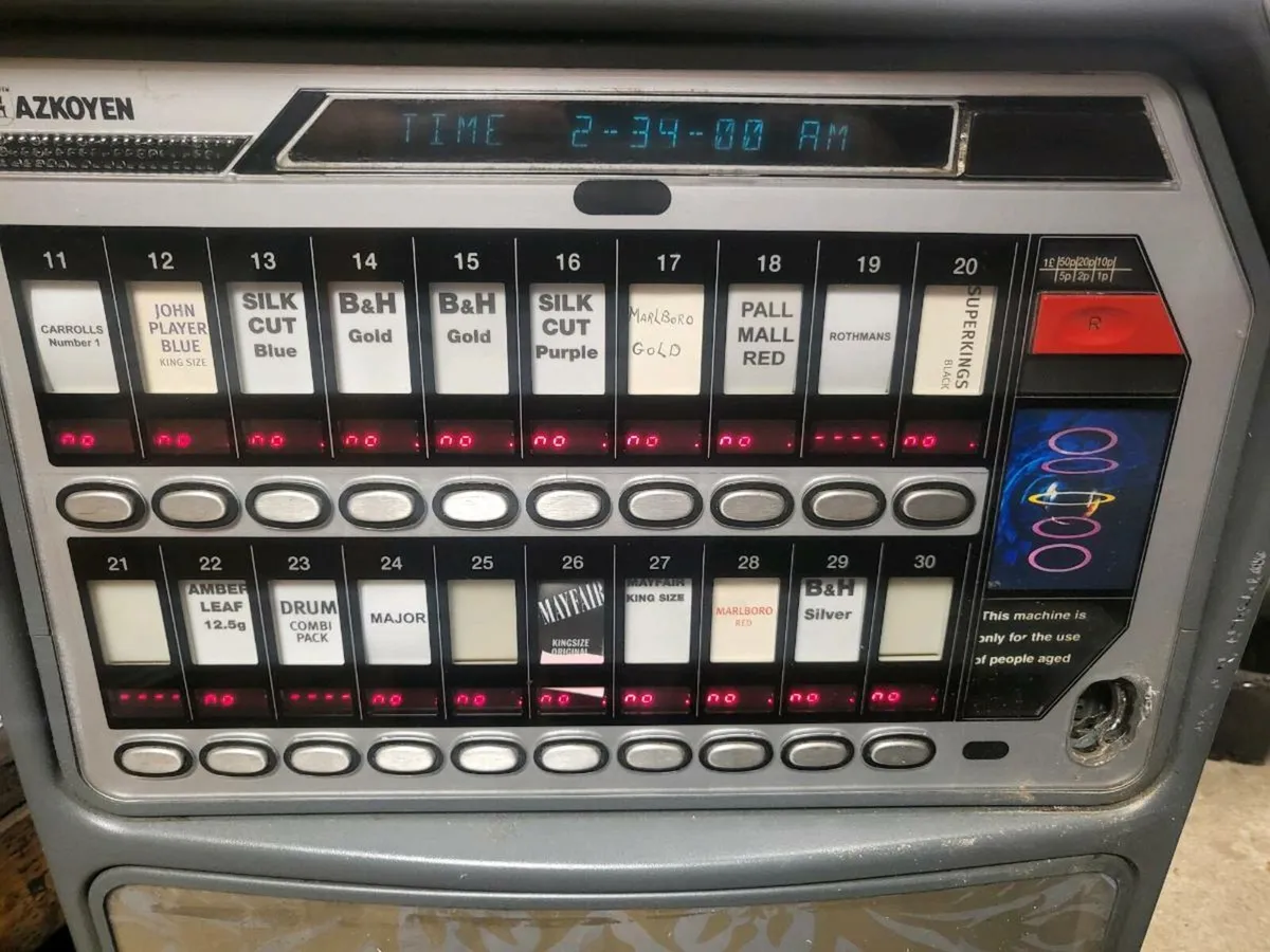 VINTAGE CIGARETTE FAGE MACHINE - Image 2