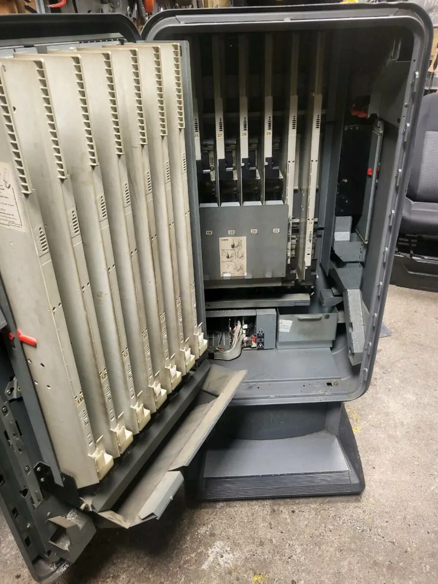 VINTAGE CIGARETTE FAGE MACHINE - Image 3