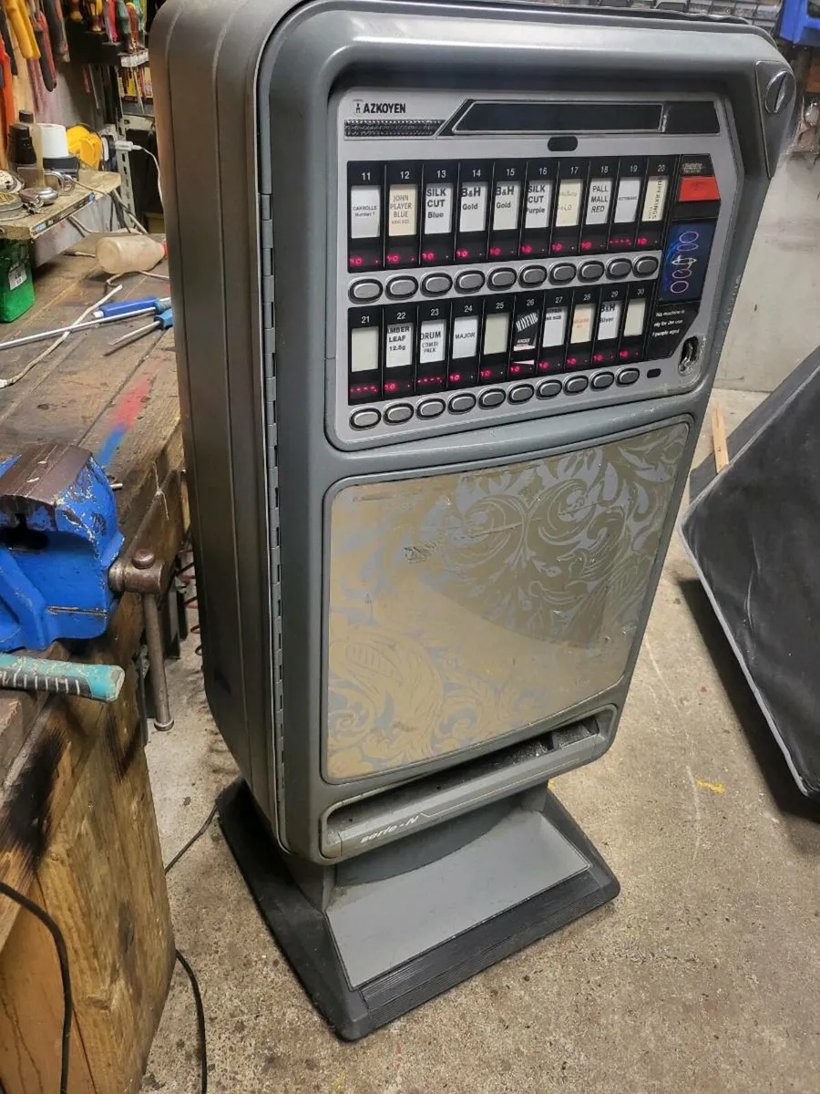 VINTAGE CIGARETTE FAGE MACHINE - Image 4