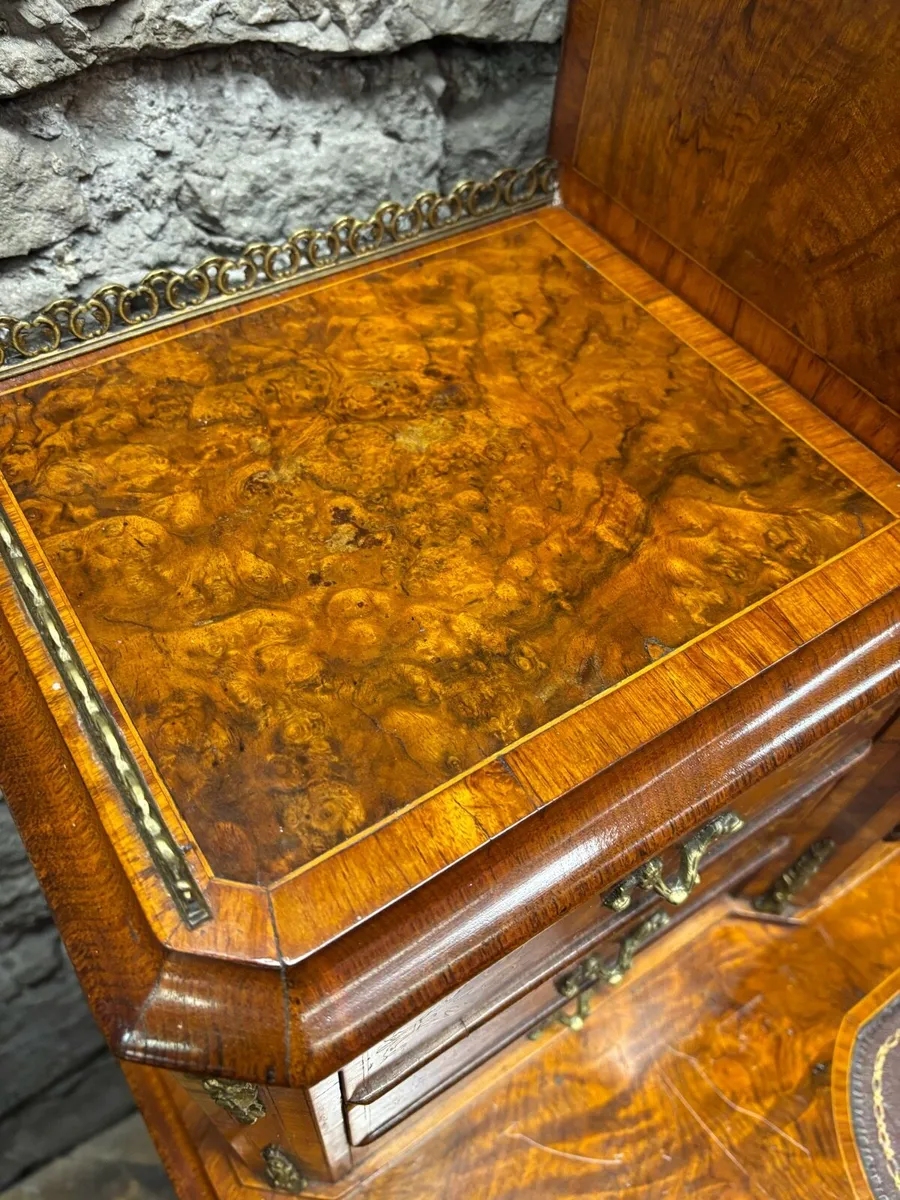 Bonheur Du Jour - Image 3