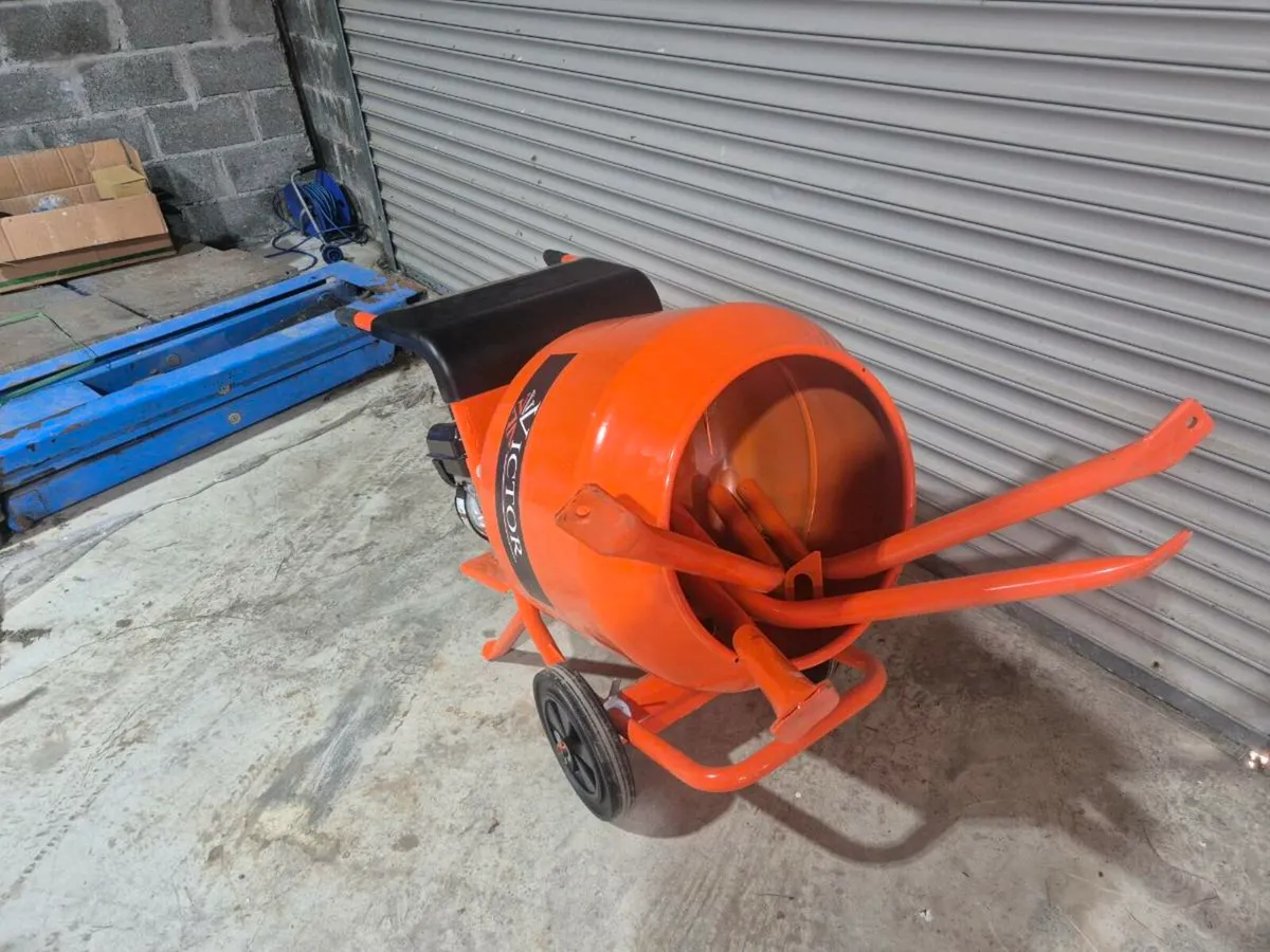 New victor petrol mixer - Image 2