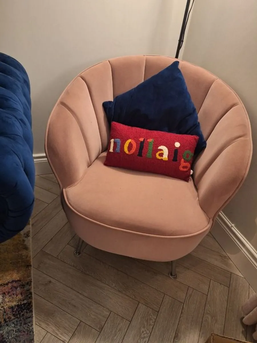 Sofa set and chair - Image 2