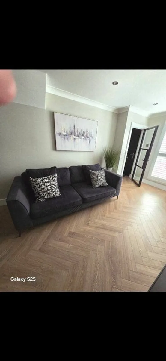 4 seater suite - Image 3