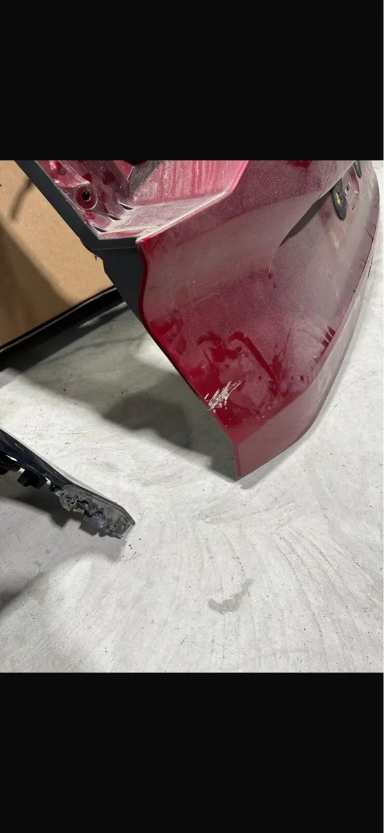 Nissan 2024 X-Trail Tailgate / Boot lid Red - Image 2