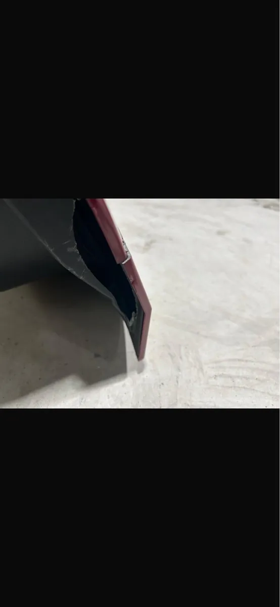 Nissan 2024 X-Trail Tailgate / Boot lid Red - Image 3