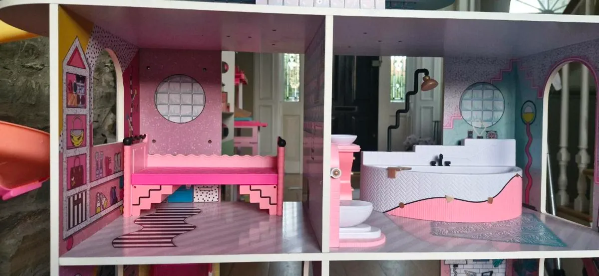 Barbie Doll House x 2 - Image 3