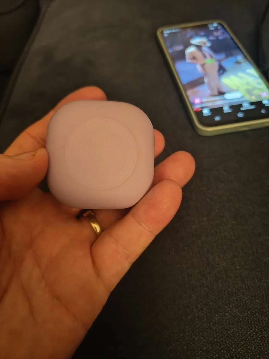Genuine Samsung Galaxy buds 2 Pro Purple - Image 2