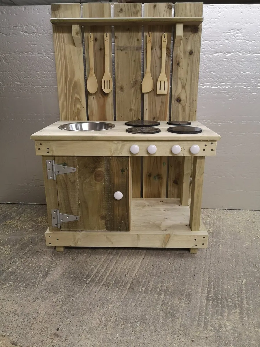 Mud kitchens - Image 2