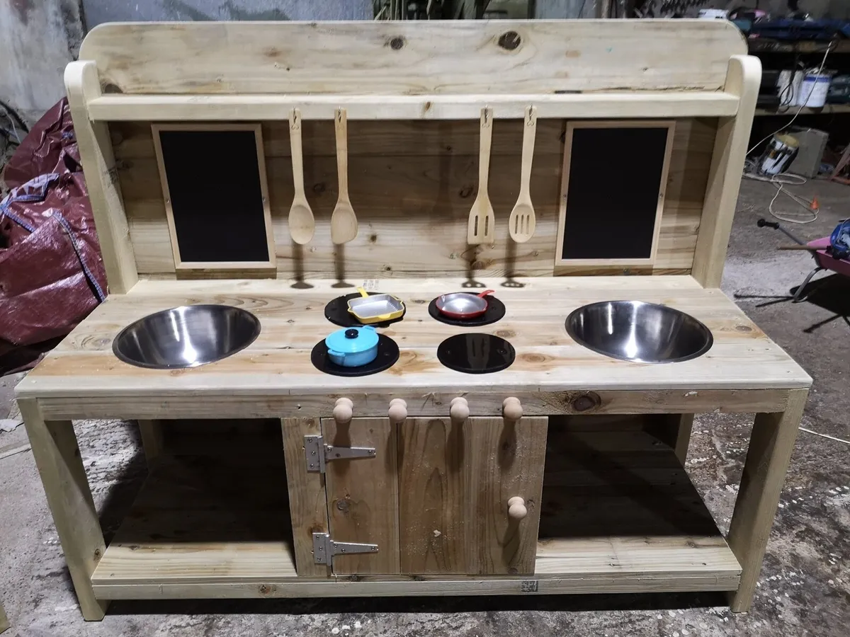 Mud kitchens - Image 3