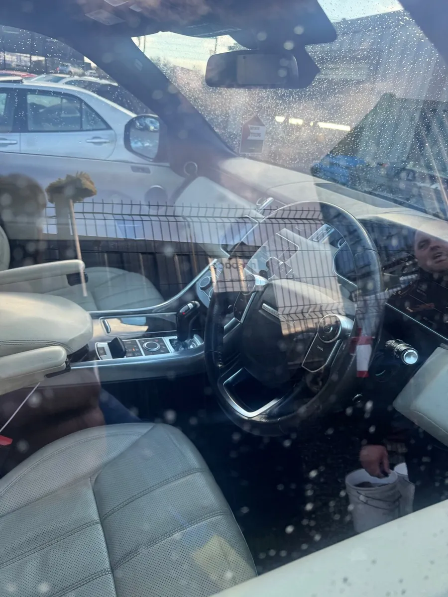 2014 Range Rover sport 3.0 - Image 4