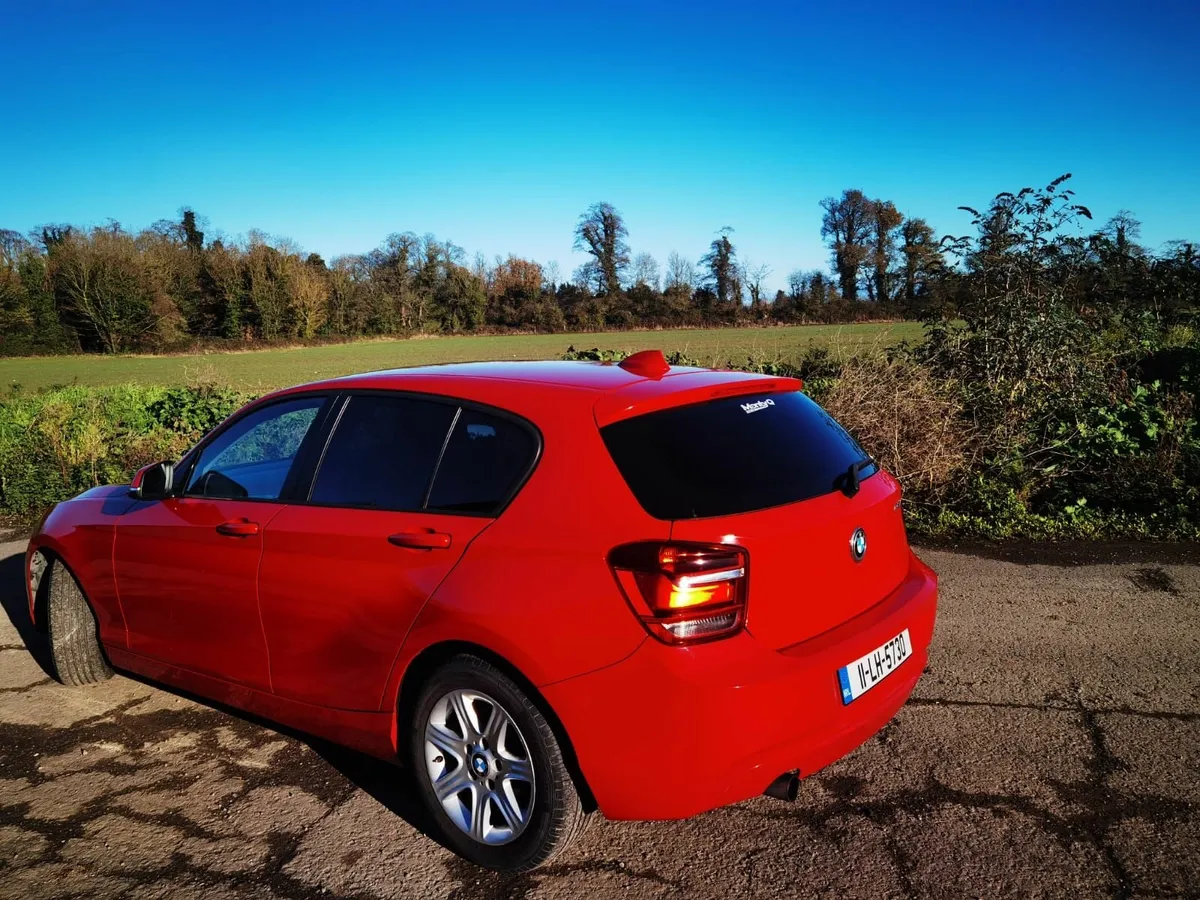 BMW 1 Series 116i Automatic (2011) – 58,477 KM - Image 2