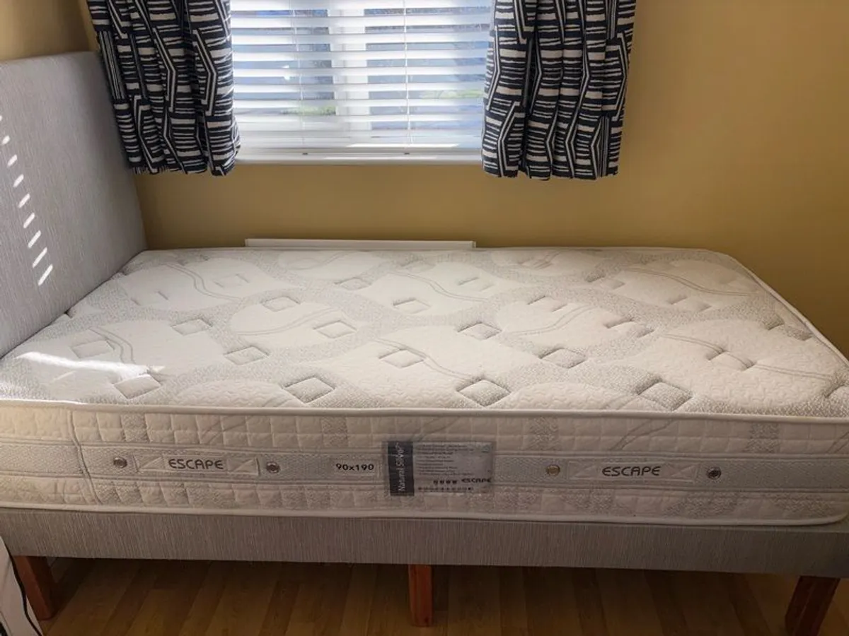 Single Bed - Image 3