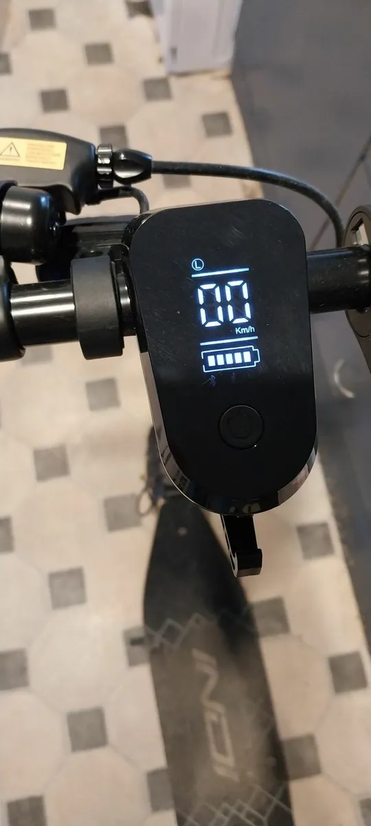 Electric Scooter - Image 2