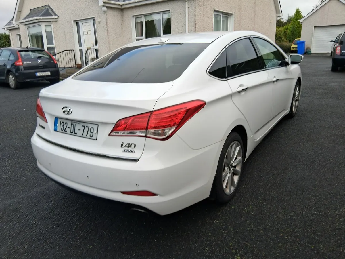 Hyundai i40 2013 - Image 2