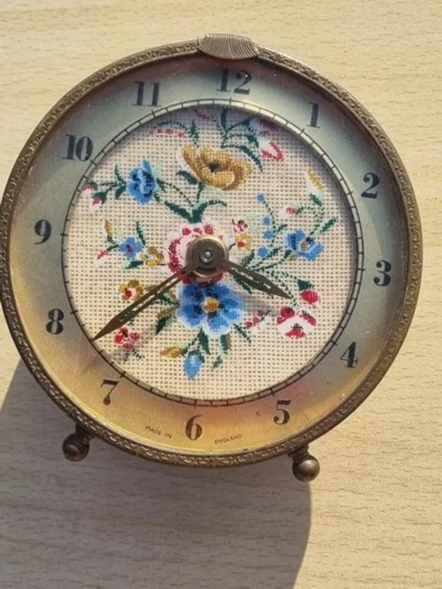 Vintage Scottish/English desk clock - Image 4