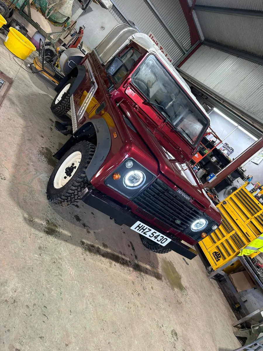 Landrover defender 90 - Image 2