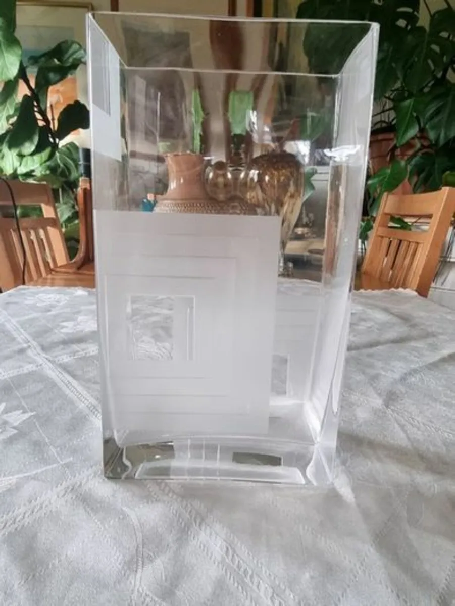 Scandinavian Art Glass Vase SEA Glasbruk Kosta - Image 1