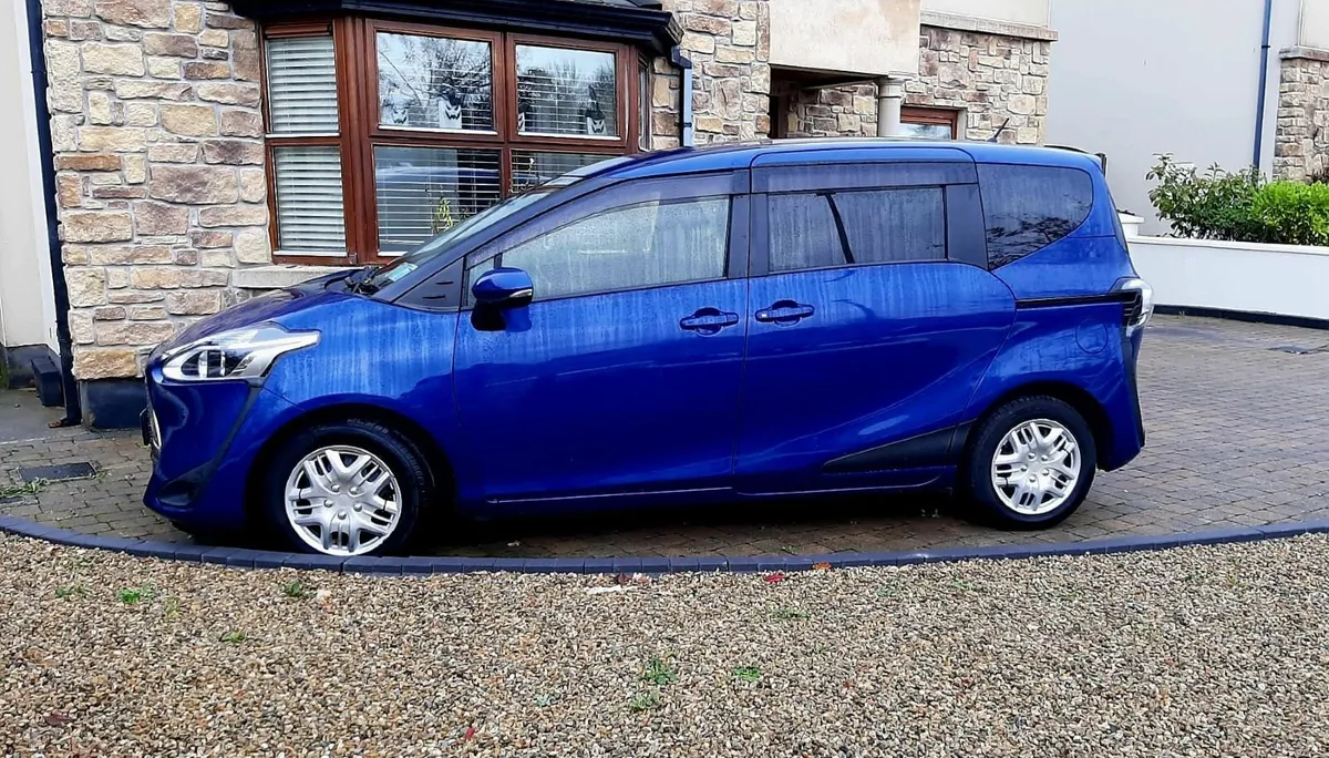 Toyota Sienta 2021 7Seater Cruise Keyless Warranty - Image 4