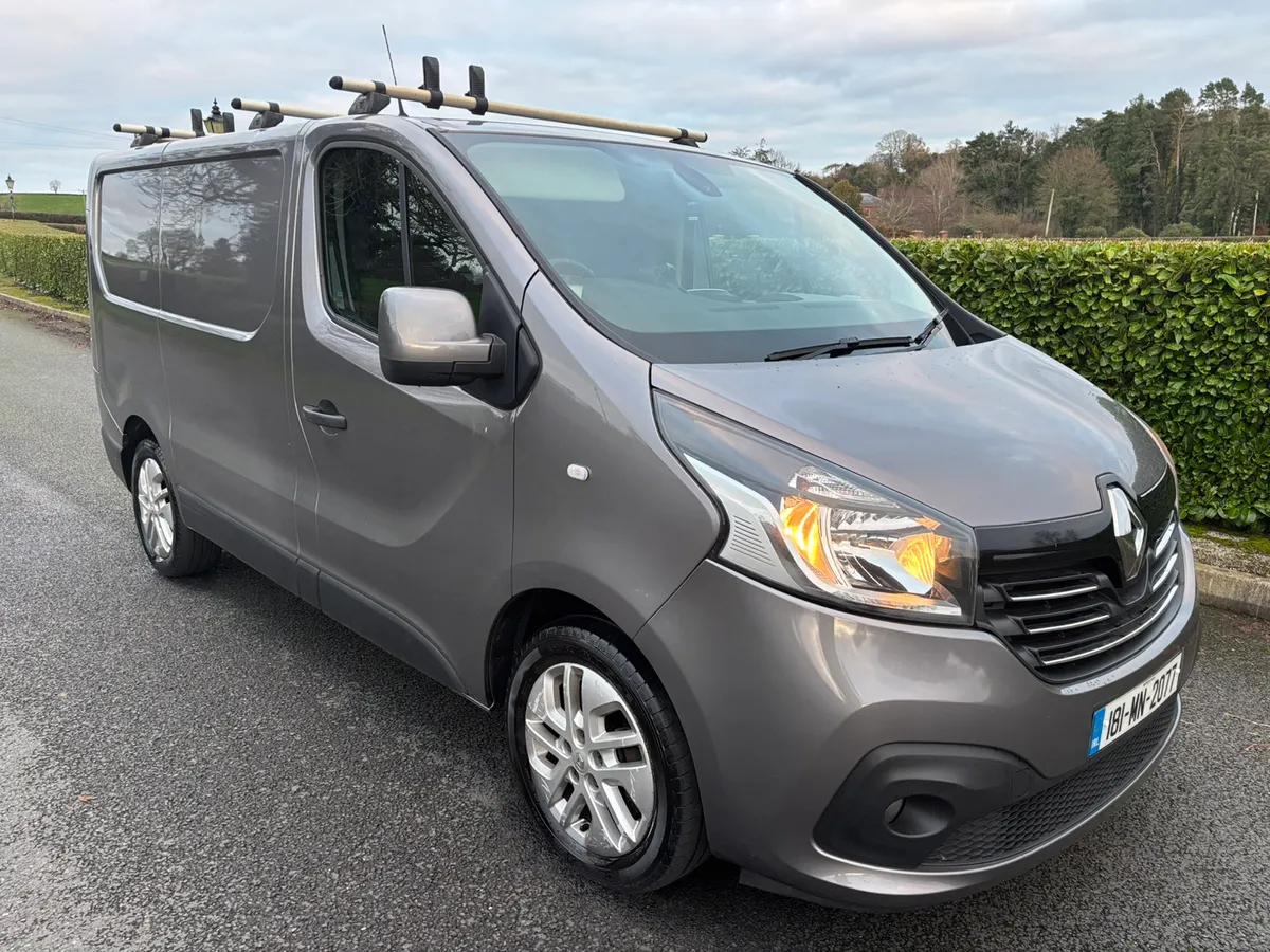 2018 RENAULT TRAFIC SPORT - Image 1