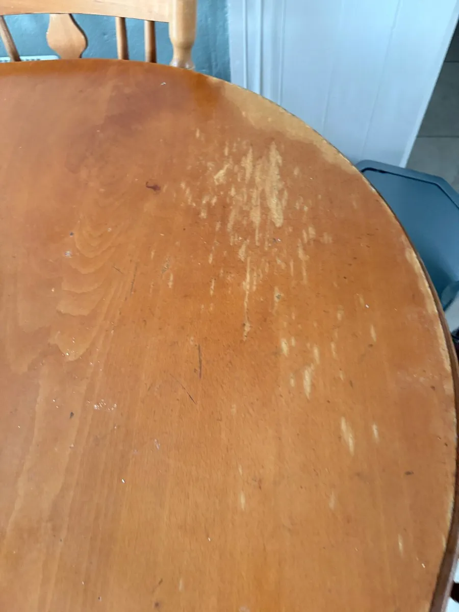 Dining table - Image 2