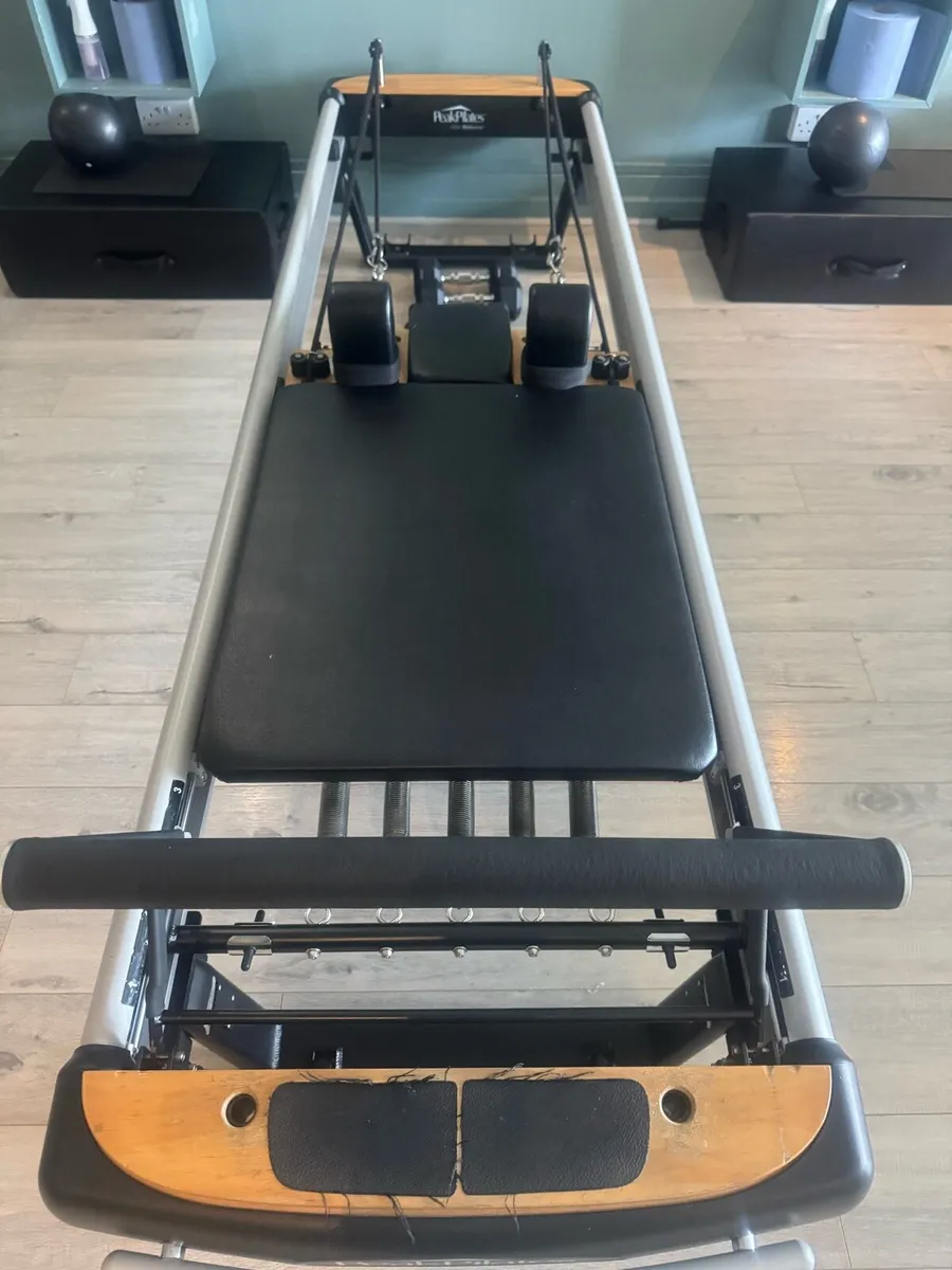 Pilates Reformer - Peak MVE - Image 2