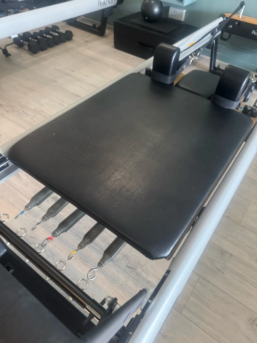 Pilates Reformer - Peak MVE - Image 3