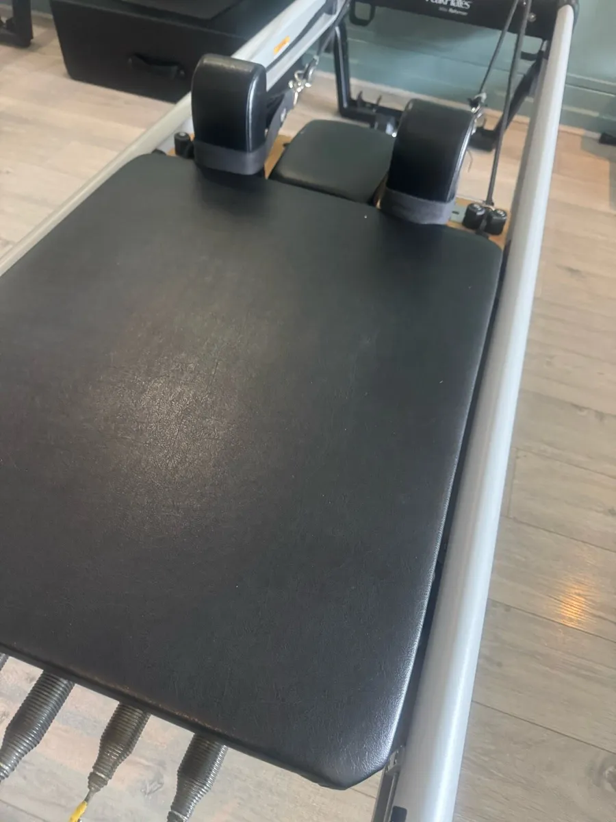 Pilates Reformer - Peak MVE - Image 4