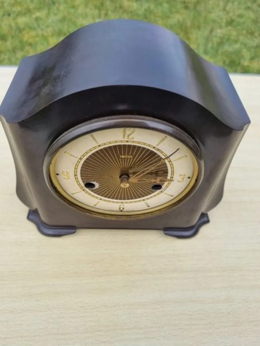 Smith Art deco bekelit clock - Image 4