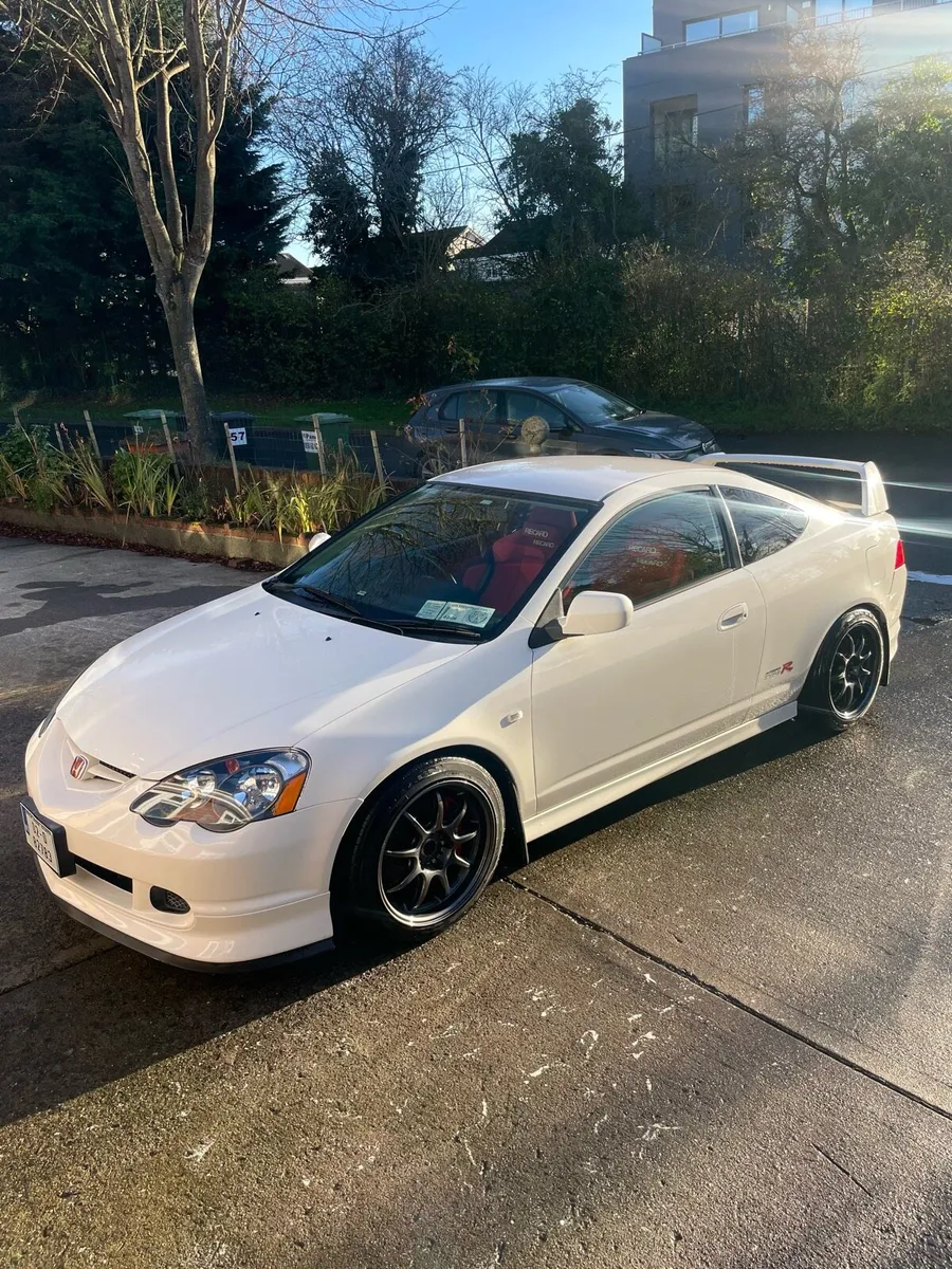 Honda DC5 Type R - Image 2